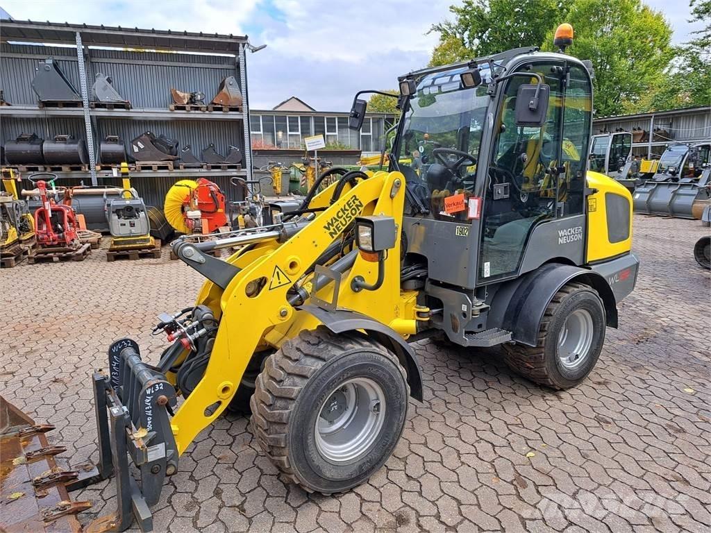 Wacker Neuson WL32 Фронтальные погрузчики