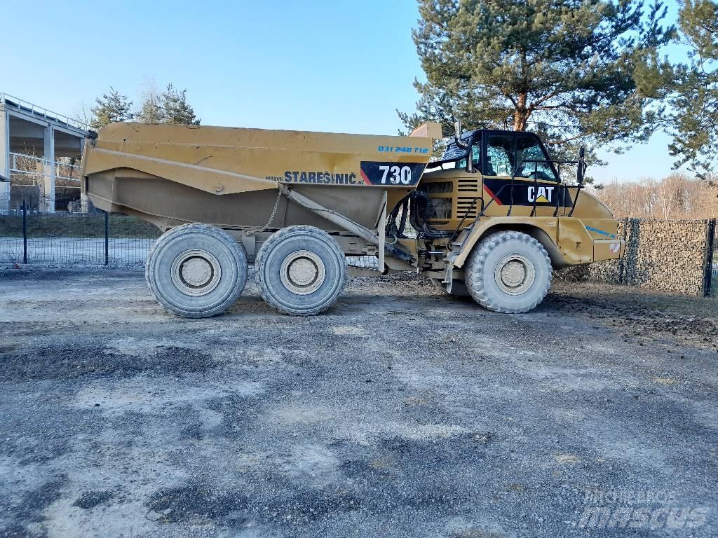CAT 730 Шарнирно-сочленённые самосвалы