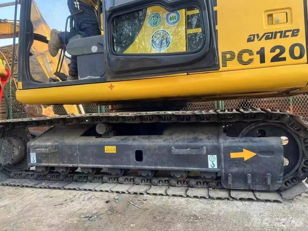 Komatsu PC120-6 Гусеничные экскаваторы