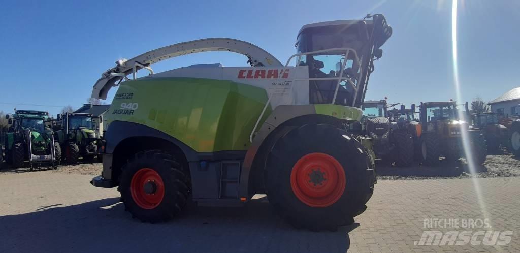 CLAAS Jaguar 940 Самоходные кормоуборочные комбайны