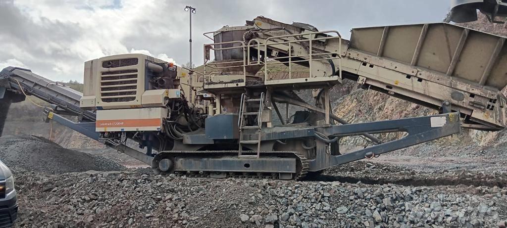 Metso LT200HP Мобильные дробилки