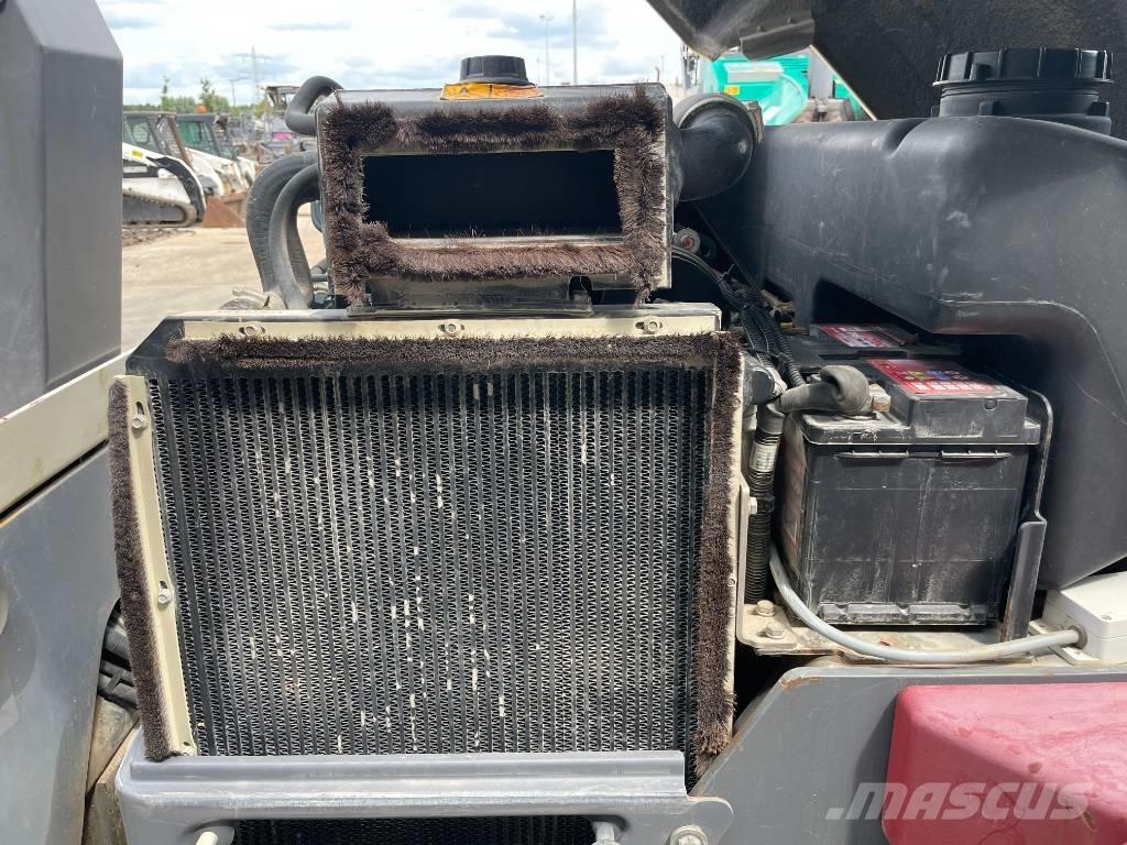 Dynapac CC1300 Катки тротуарные