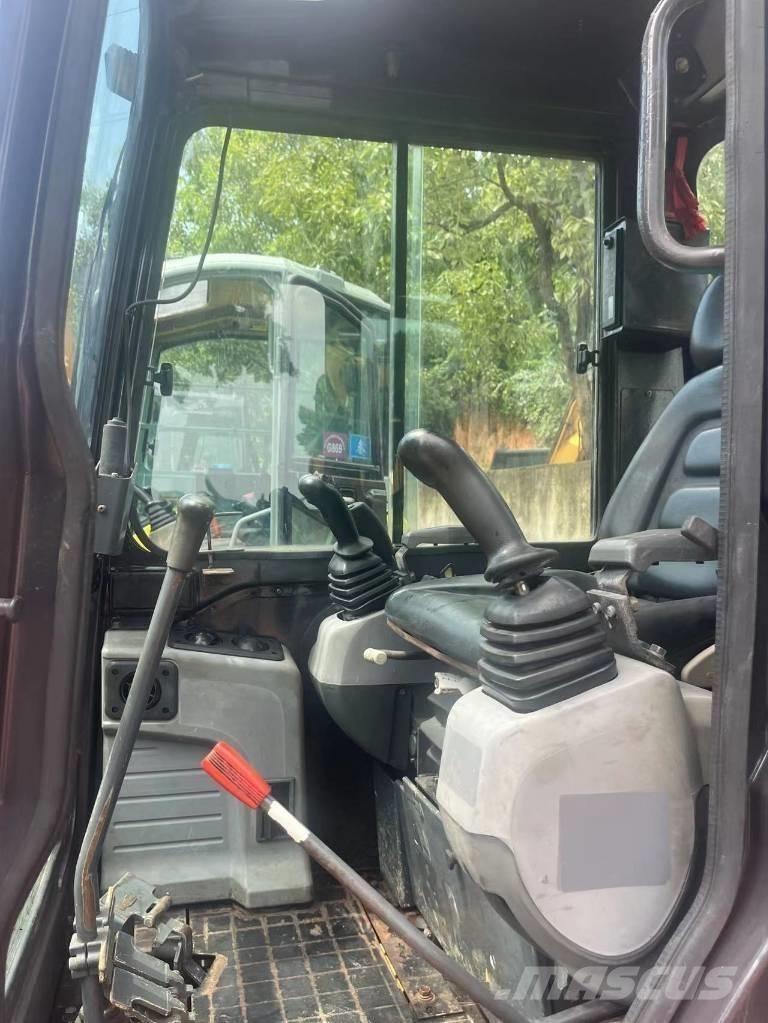 Kubota KX161-3 Гусеничные экскаваторы