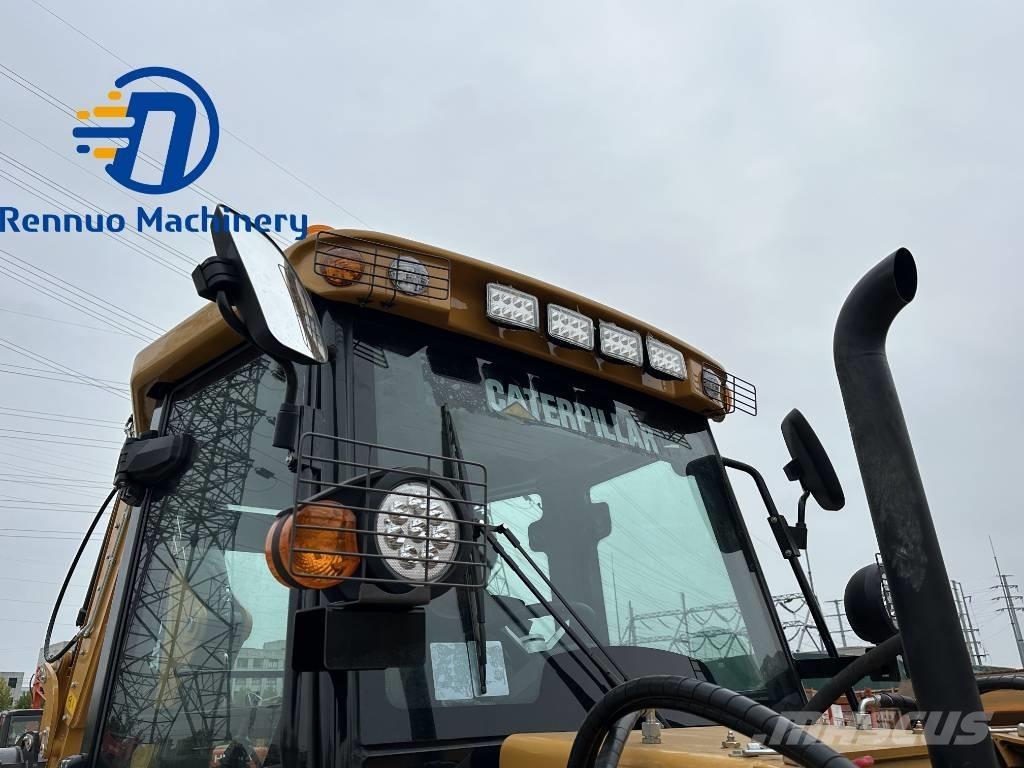 CAT 420 F Экскаваторы-погрузчики