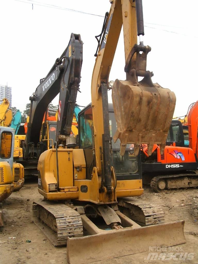 CAT 305.5 Гусеничные экскаваторы