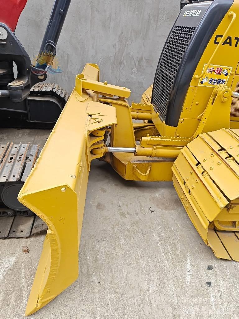 CAT D 5 K Гусеничные бульдозеры