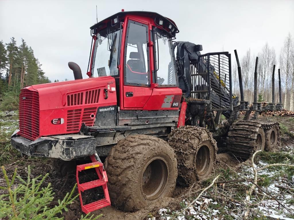 Komatsu 845 Форвардеры