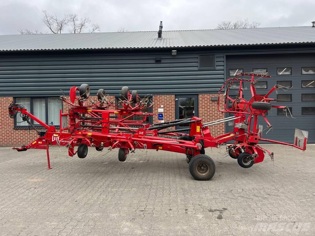 Lely Lotus 1325 Грабли-ворошилки