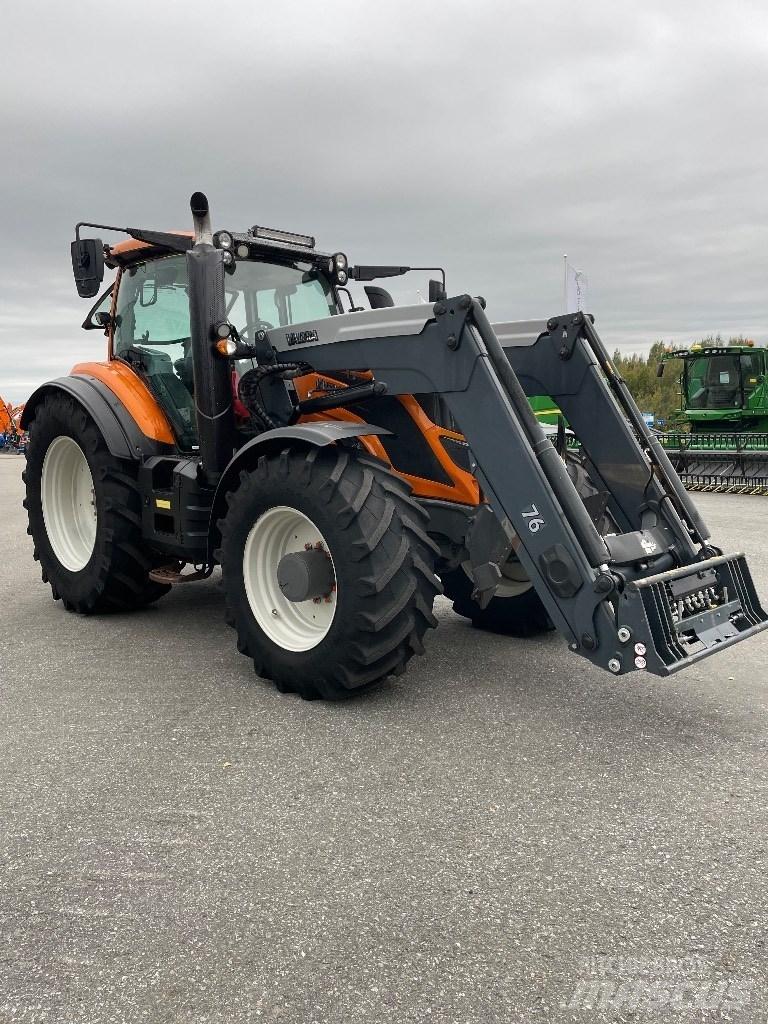 Valtra T 174 Трактора