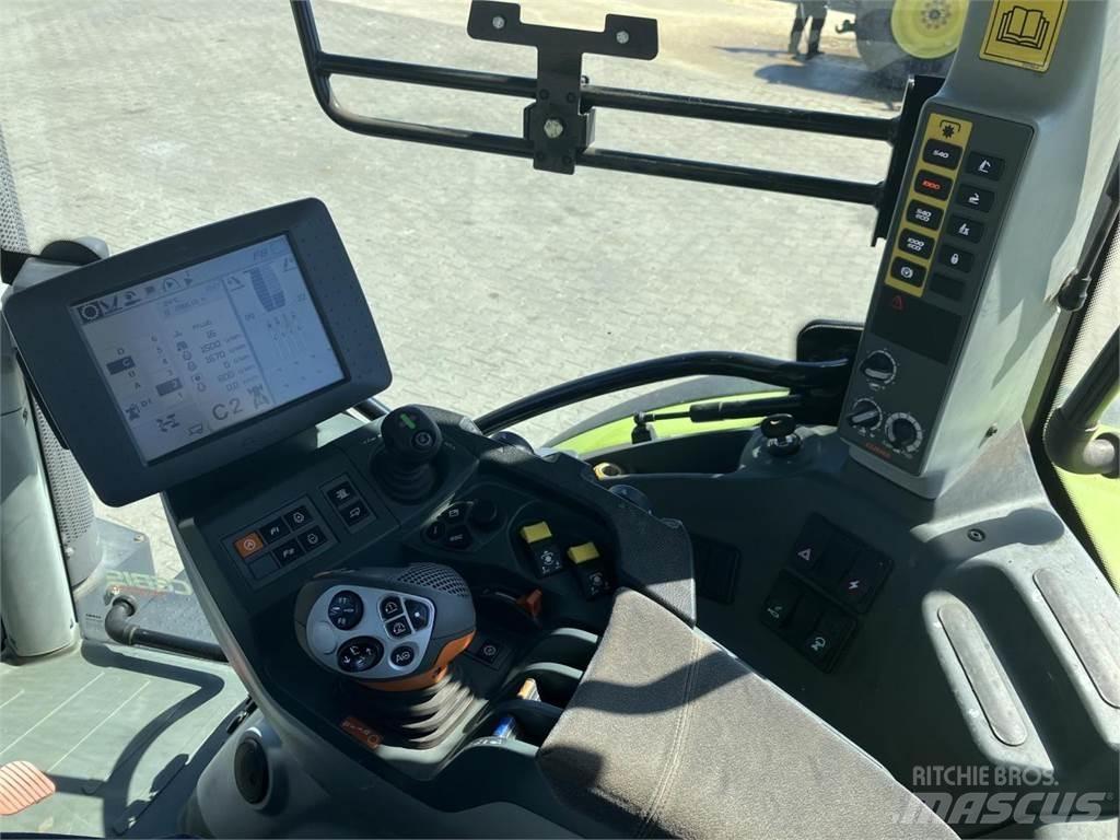 CLAAS Arion 640 Трактора