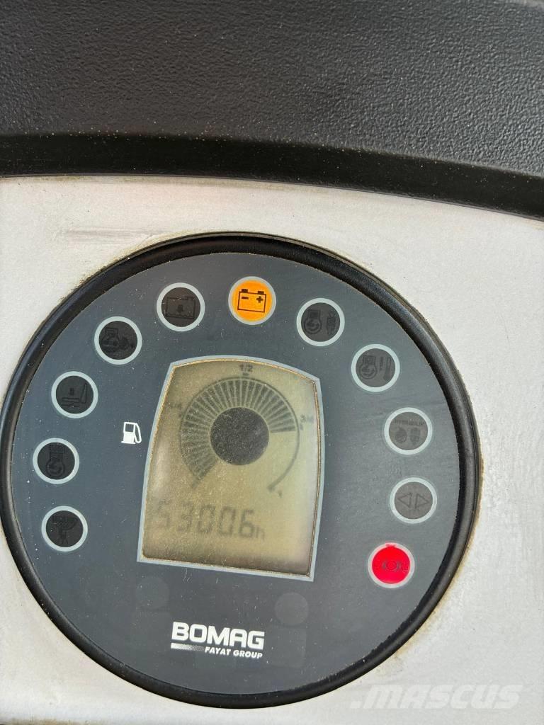 Bomag BW 216PDH4 Уплотнители грунта