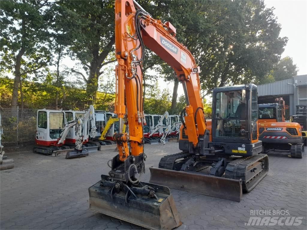 Doosan DX85R-3 Малые экскаваторы 7т-12т