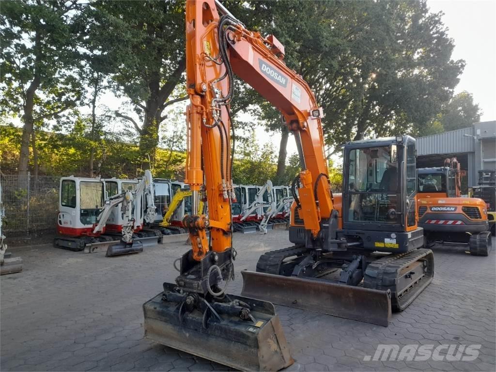 Doosan DX85R-3 Малые экскаваторы 7т-12т