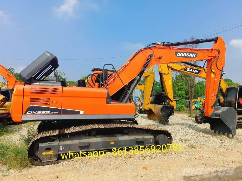 Doosan DX 225 Гусеничные экскаваторы