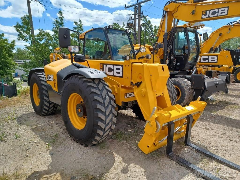 JCB 560-80 Agri Plus Телескопические погрузчики
