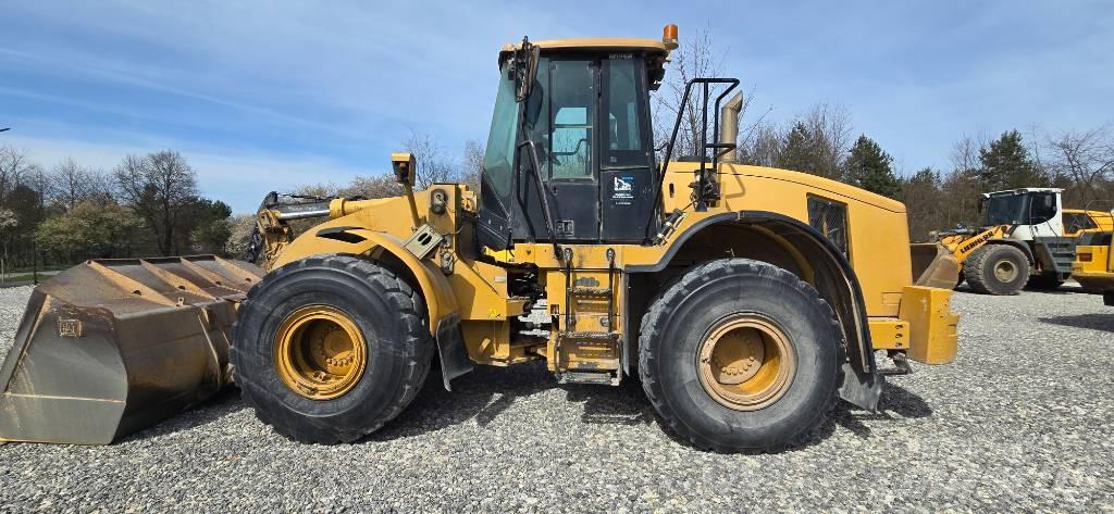 CAT 962 H Фронтальные погрузчики