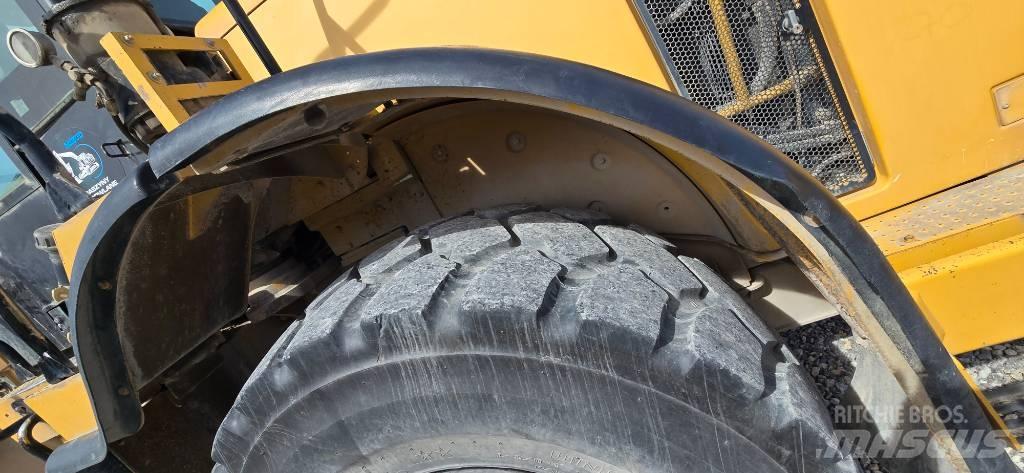 CAT 962 H Фронтальные погрузчики
