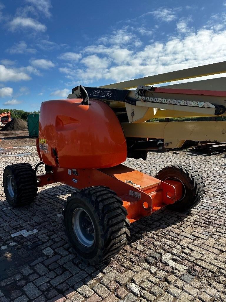 JLG 450 AJ II Коленчатые подъемники
