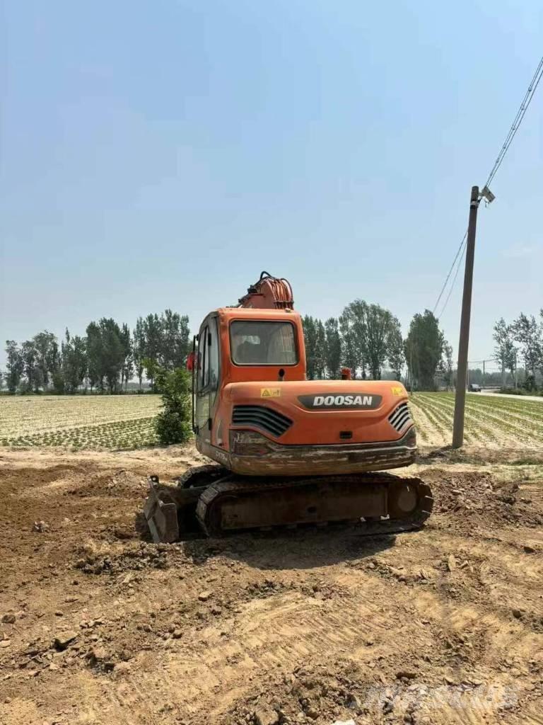 Doosan DX 75 Гусеничные экскаваторы