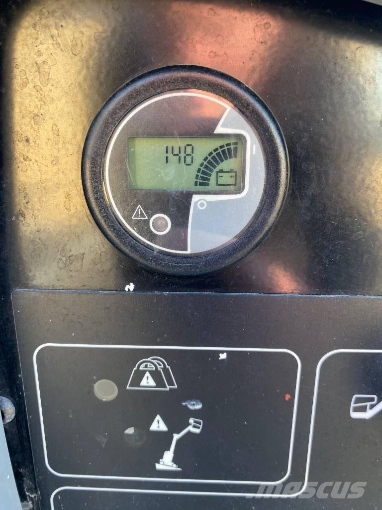 Genie GR 20 J Вертикальные мачтовые подъемники