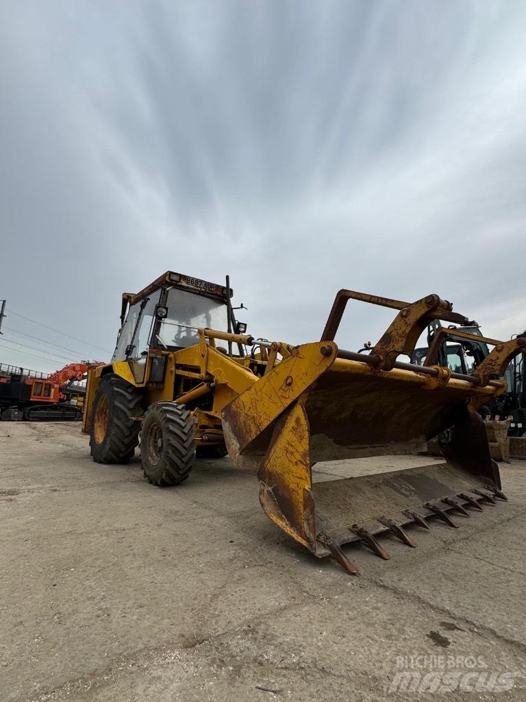 JCB 3 CX Экскаваторы-погрузчики