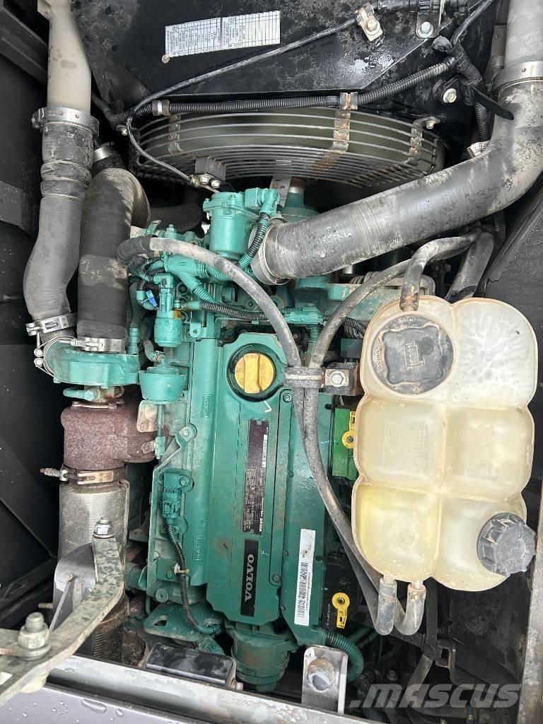 Volvo EC 140 EL Гусеничные экскаваторы