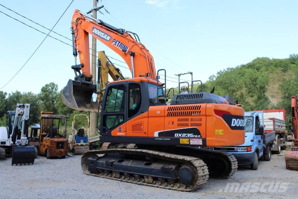 Doosan DX 235 NLC-5 Гусеничные экскаваторы