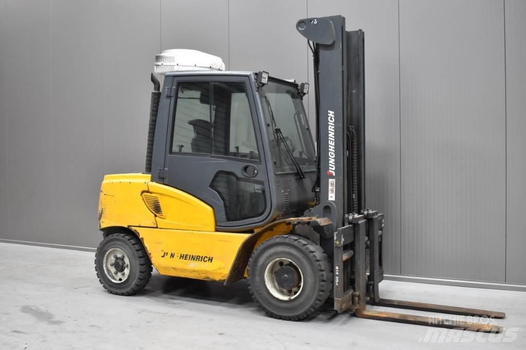 Jungheinrich DFG 550 Дизельные погрузчики