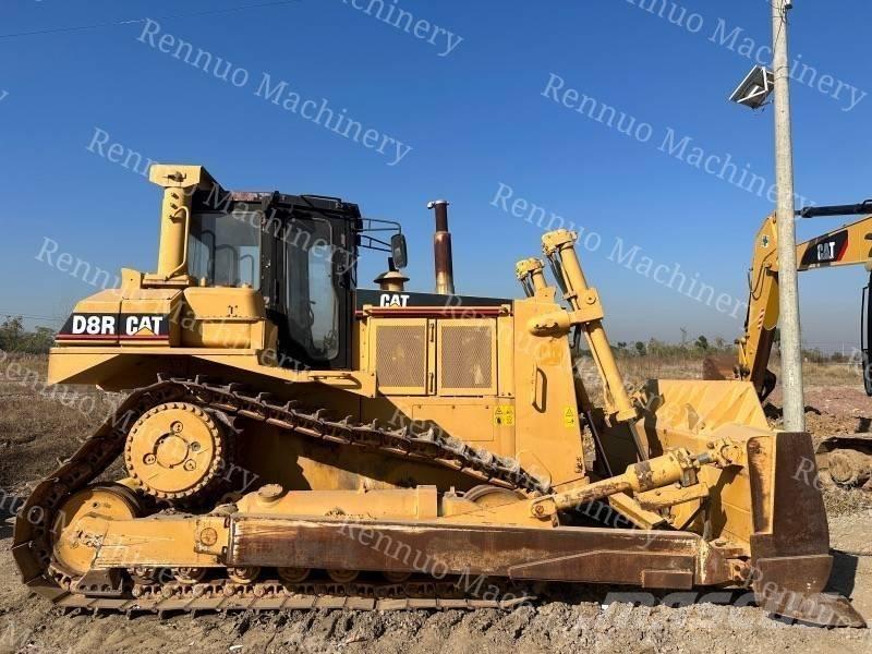 CAT D 8 R Гусеничные бульдозеры