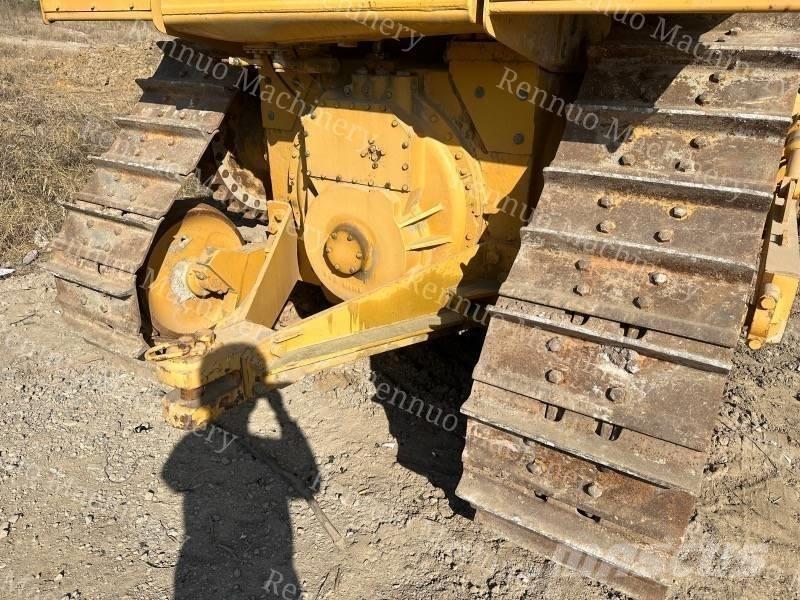 CAT D 8 R Гусеничные бульдозеры