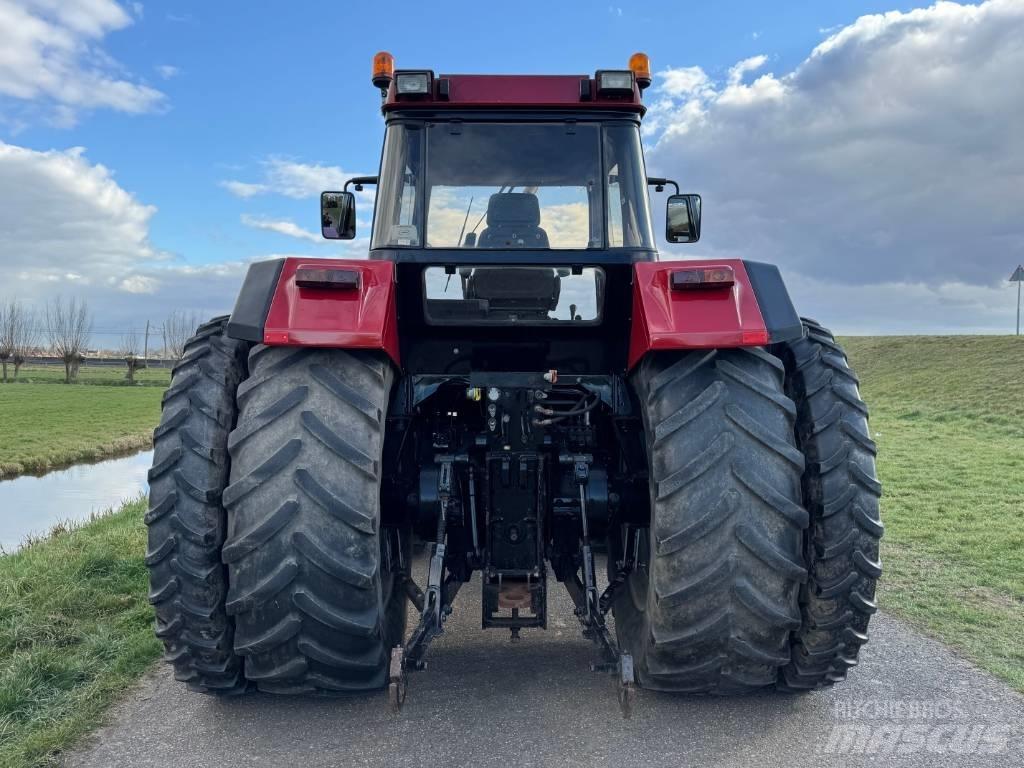 Case IH 1255 XL Трактора
