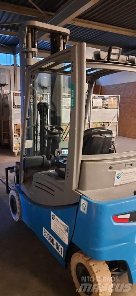 Jungheinrich EFG 320 Электропогрузчики