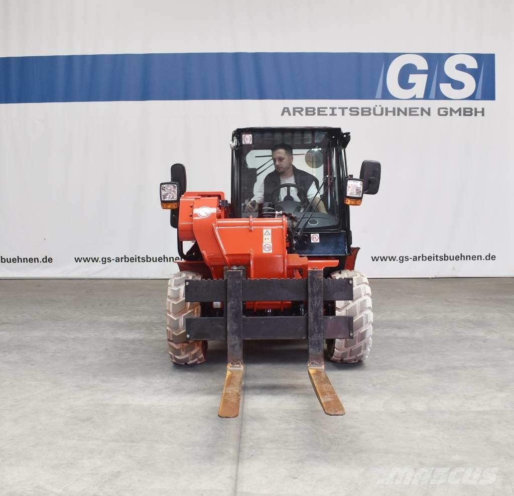 JCB 520-40 4WS Телескопические погрузчики