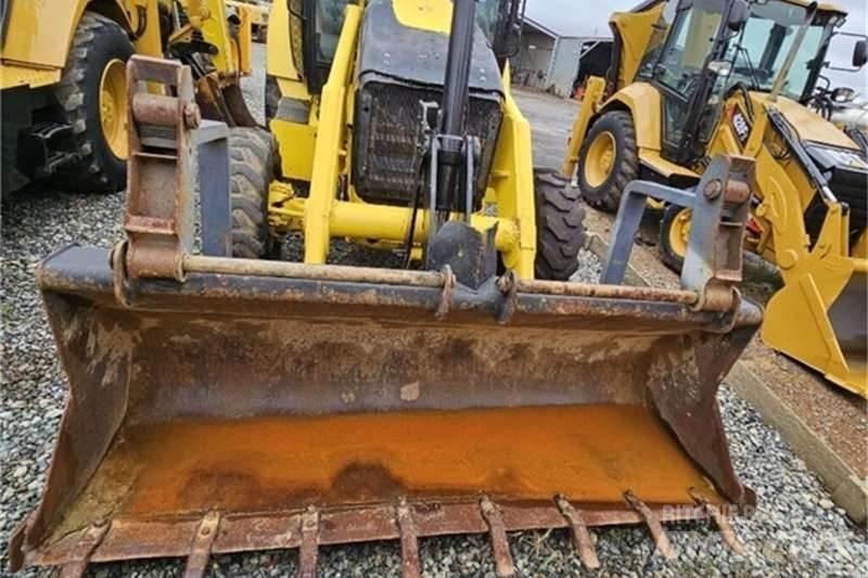 CAT 422E TLB Экскаваторы-погрузчики