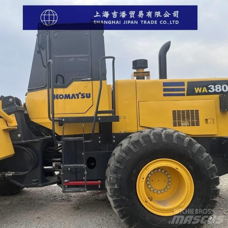 Komatsu WA 380 Фронтальные погрузчики