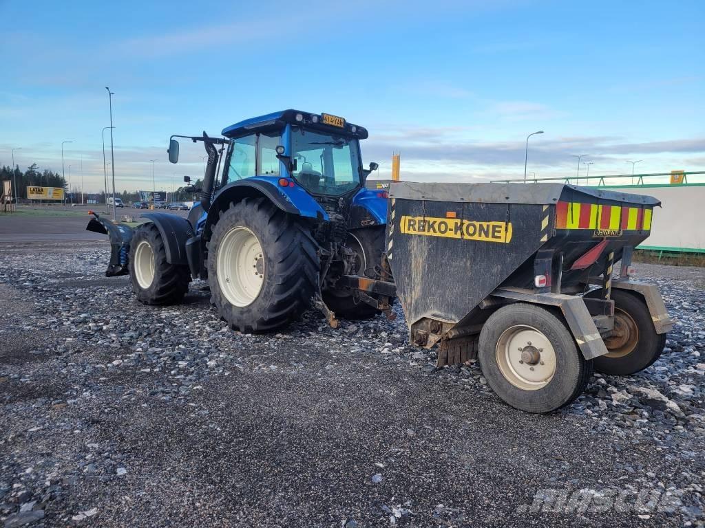 Valtra N 123 Трактора