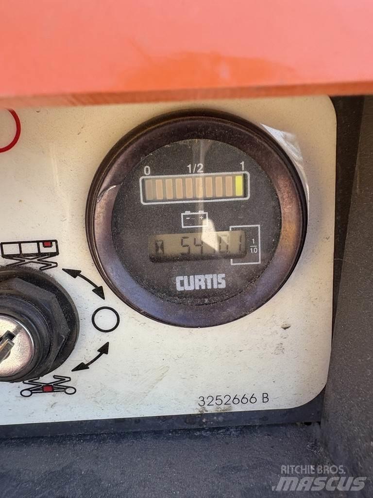 JLG 3969 Ножничные подъемники