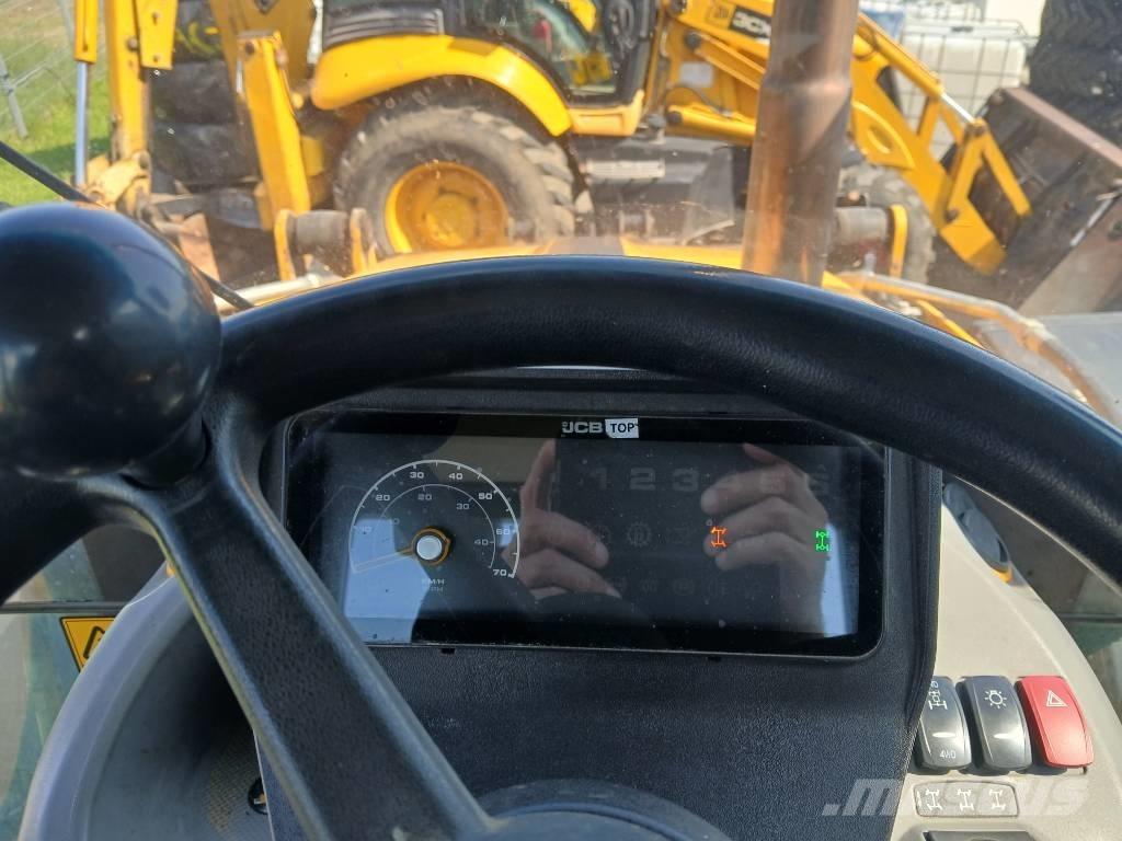 JCB 4 CX Pro Экскаваторы-погрузчики