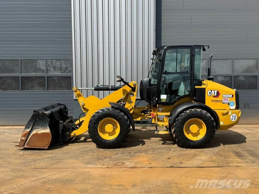 CAT 908M Фронтальные погрузчики