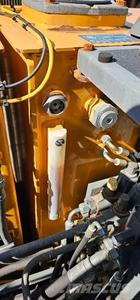 Liebherr LH 22 M Перегружатели металлолома/промышленные погрузчики