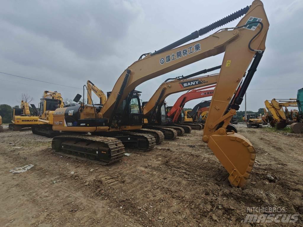 CAT CAT320d Малые экскаваторы 7т-12т