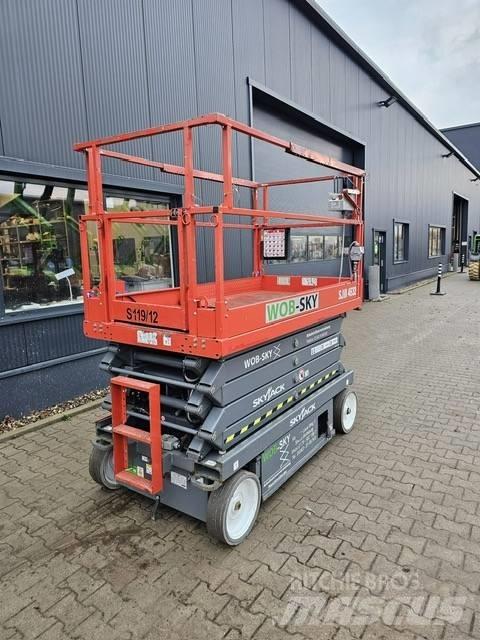 SkyJack SJ III 4632 Ножничные подъемники