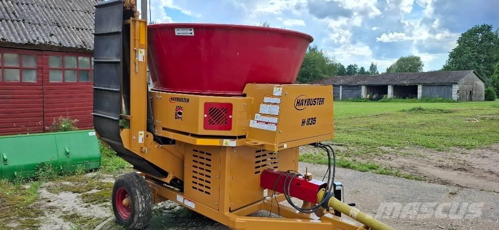Haybuster H-835 Измельчители тюков