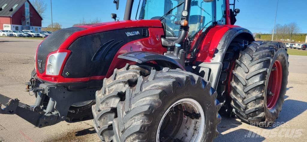 Valtra T 203 Direct Трактора
