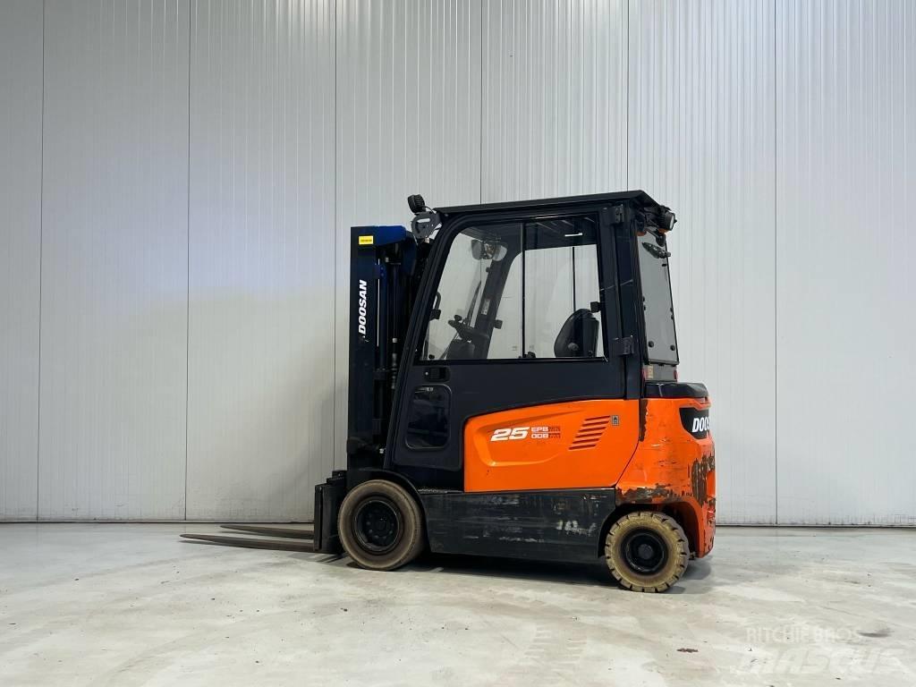 Doosan B25X-7 Электропогрузчики