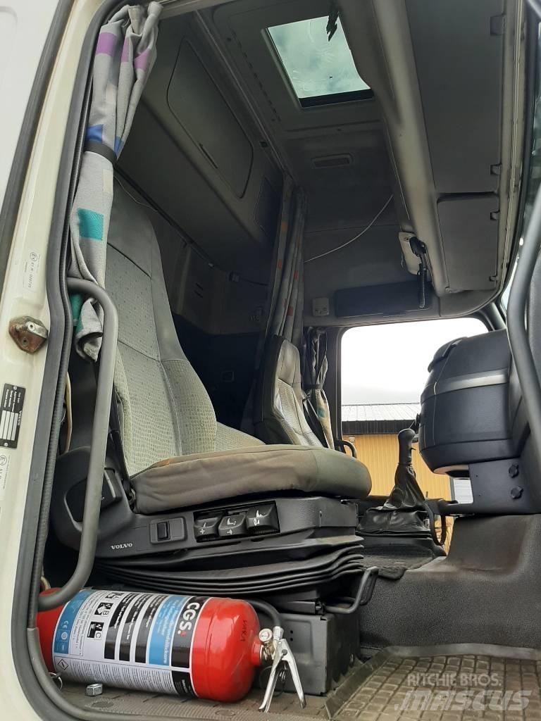 Volvo FH 12 Тентованные грузовики