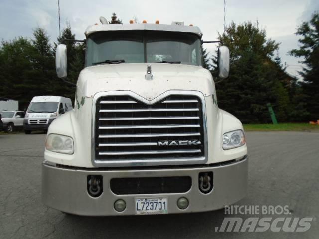 Mack CXU 613 Седельные тягачи