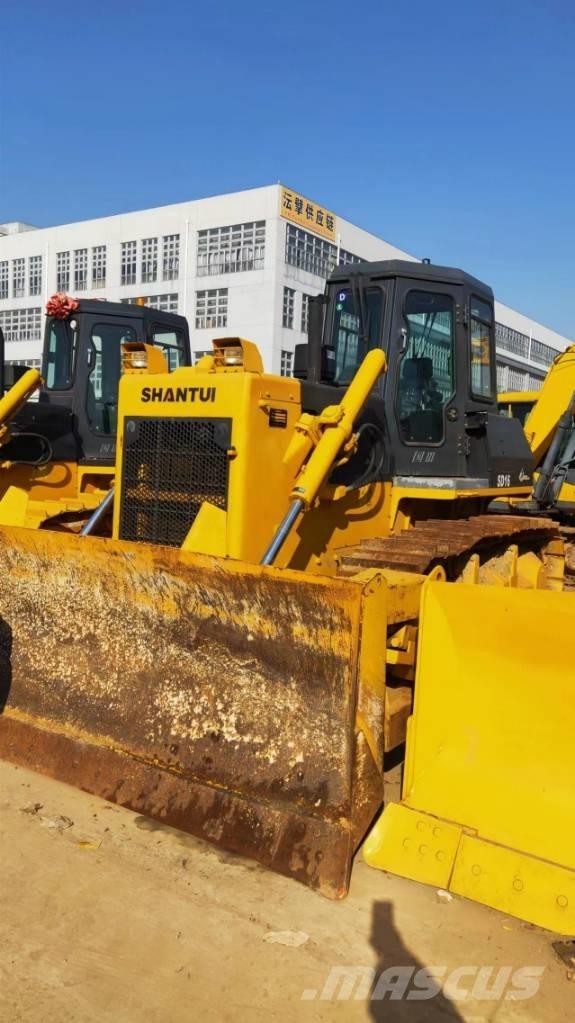 Shantui SD 16 Гусеничные бульдозеры