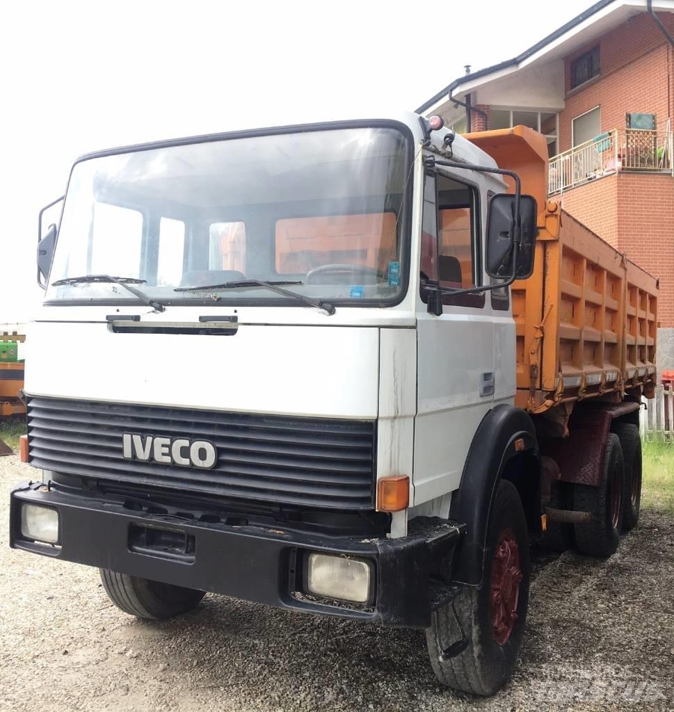 Iveco 330-26 Грузовики-Самосвалы
