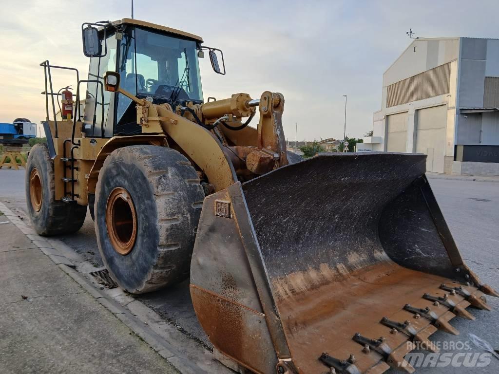 CAT 966 G series II Фронтальные погрузчики